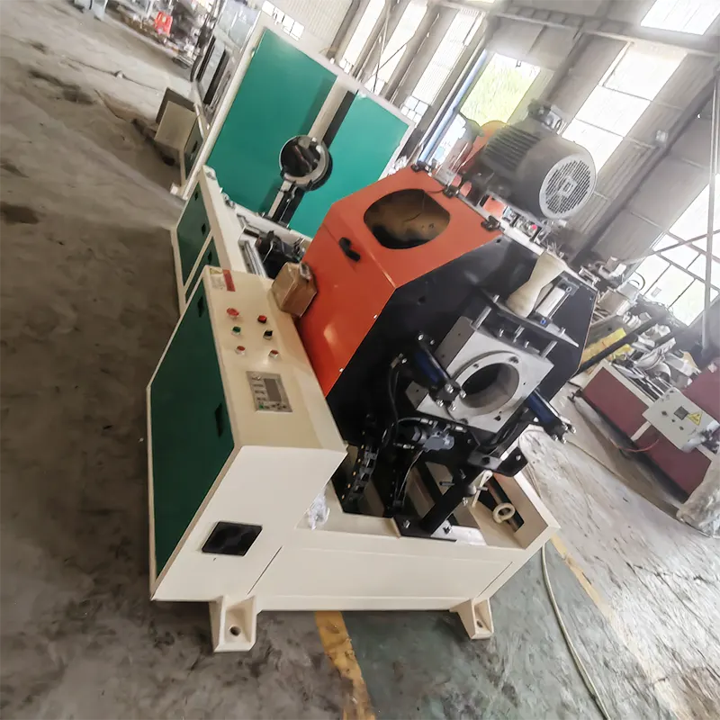 HDPE 250mm 3層パイプ生産機を使用しました